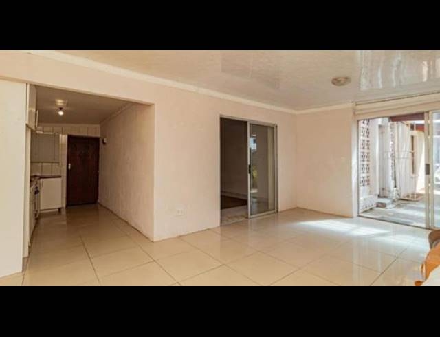 3 BEDROOM HOUSE FOR SALE IN CLAIREWOOD